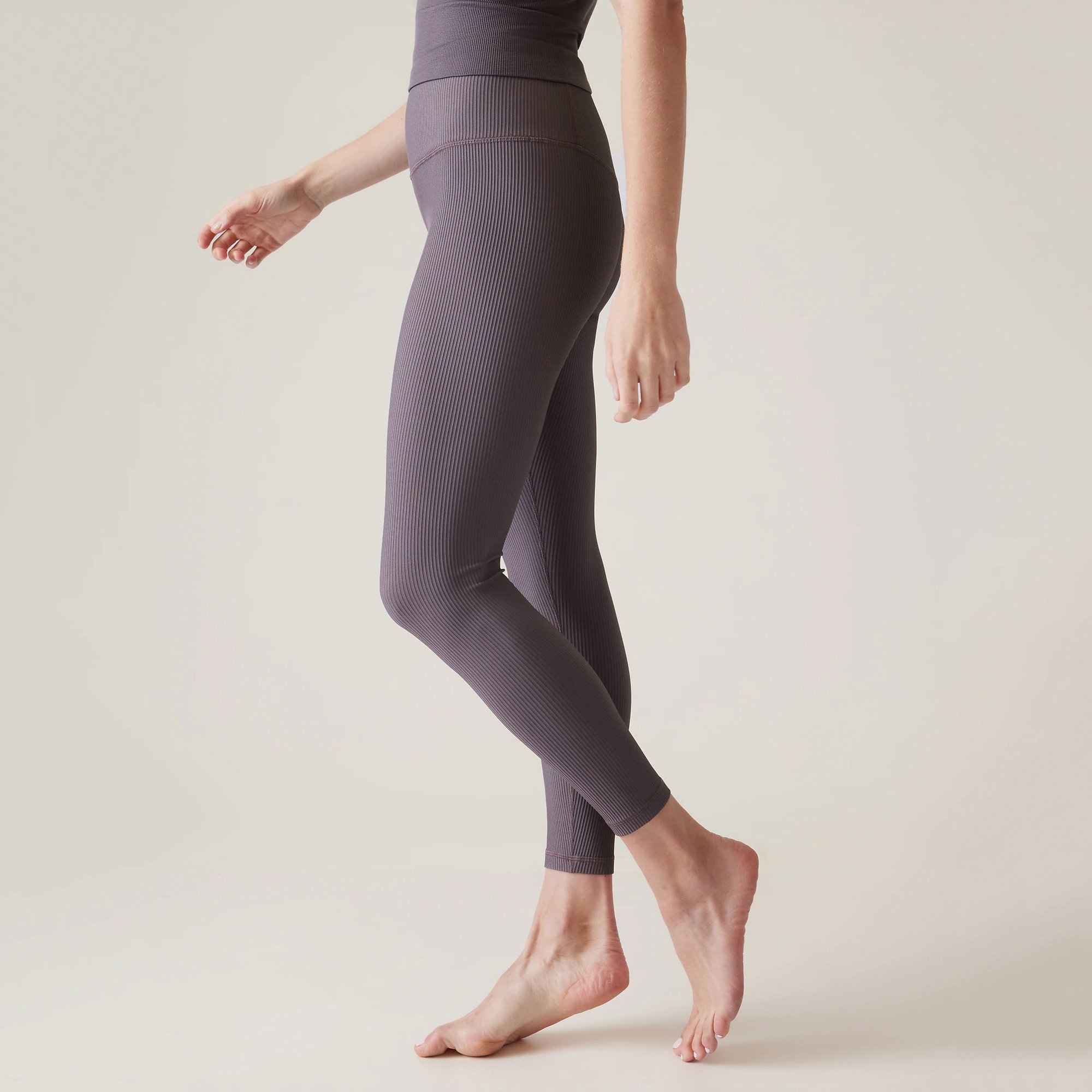 Seamless Knit Fabric 51% Polyamide 38% Polyester 11% Elastane Tapered High Waisted Ocean Womens Seamless Scrunch Legging