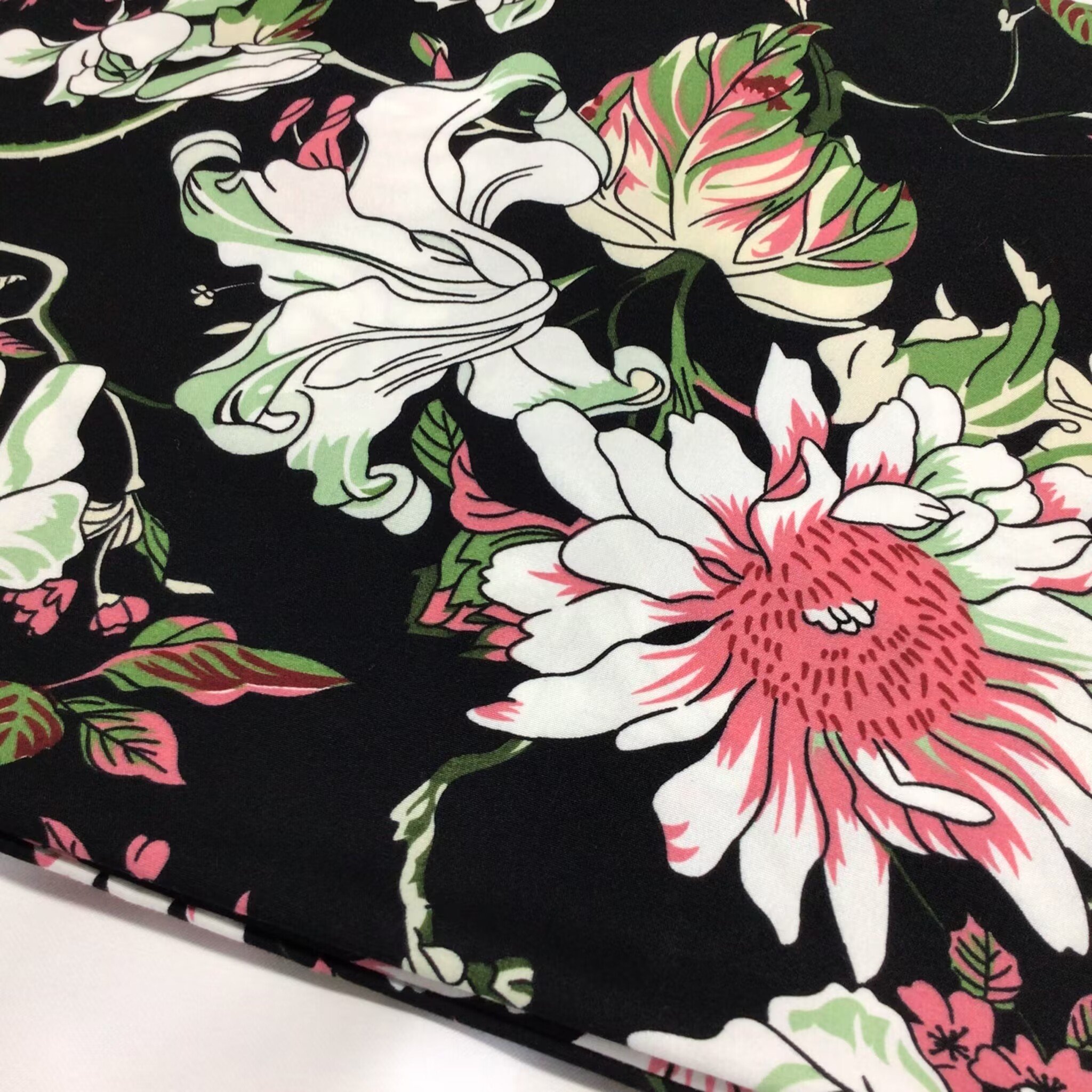 100% Polyester Fabric Bed Sheet Set Design Sheets Floral Bedsheet Printed Comforter Sets
