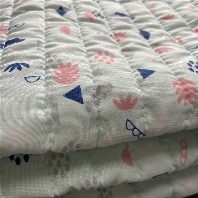 Top whosale 100% polyester double sided quilted fabric / quilted jacket fabric / quilted fabric waterproof made in Vietnam