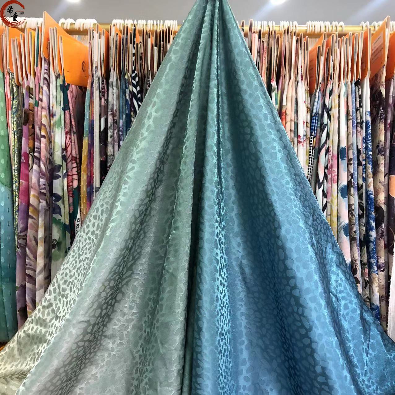 Wholesale satin fabric latest design high quality gradient printing silky satin jacquard fabric for fashion ladies' garment