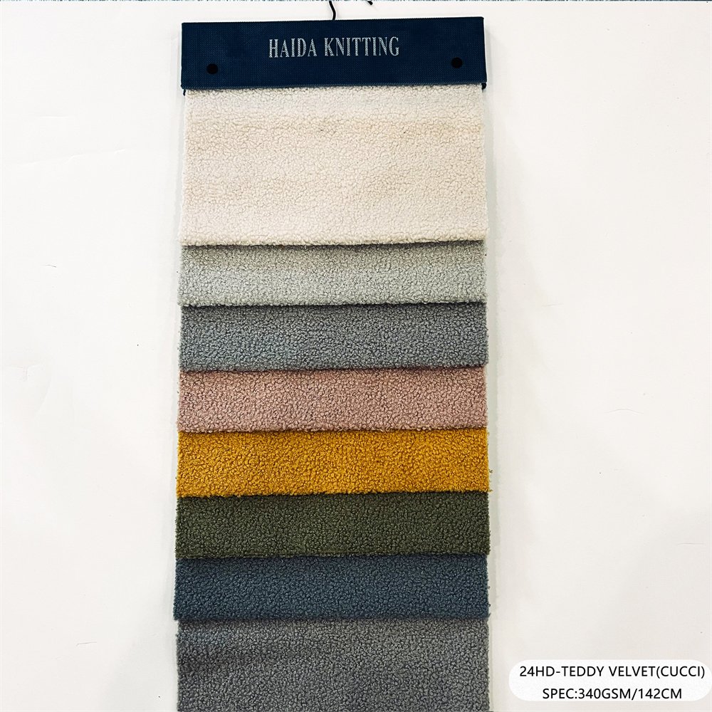 Heavyweight Lamb Wool Look Boucle Fabric For Home Textile Beige Teddy Boucle Upholstery For Sofas Flame Retardant