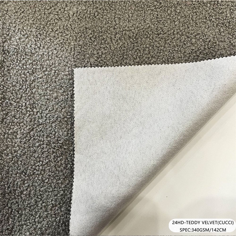 Heavyweight Lamb Wool Look Boucle Fabric For Home Textile Beige Teddy Boucle Upholstery For Sofas Flame Retardant