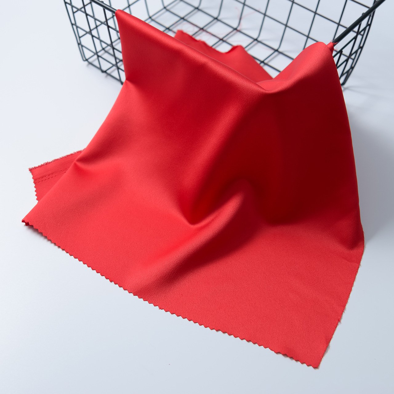Factory cheap price polyester spandex crepe satin fabric for summer dress