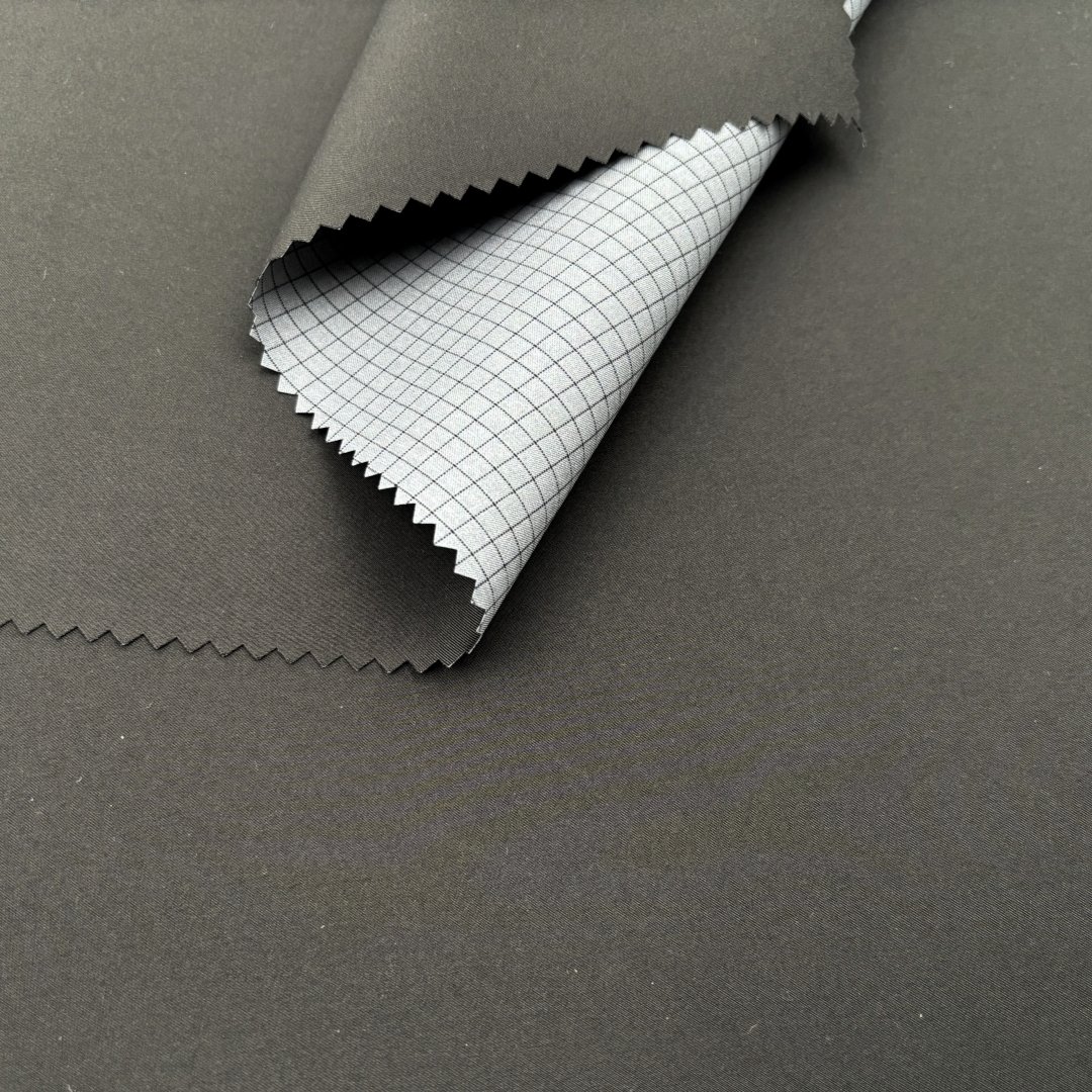 50D High Elastic Waterproof Fabric 100% Polyester TPU Bonded Fabric For Outdoor Jacket Coat