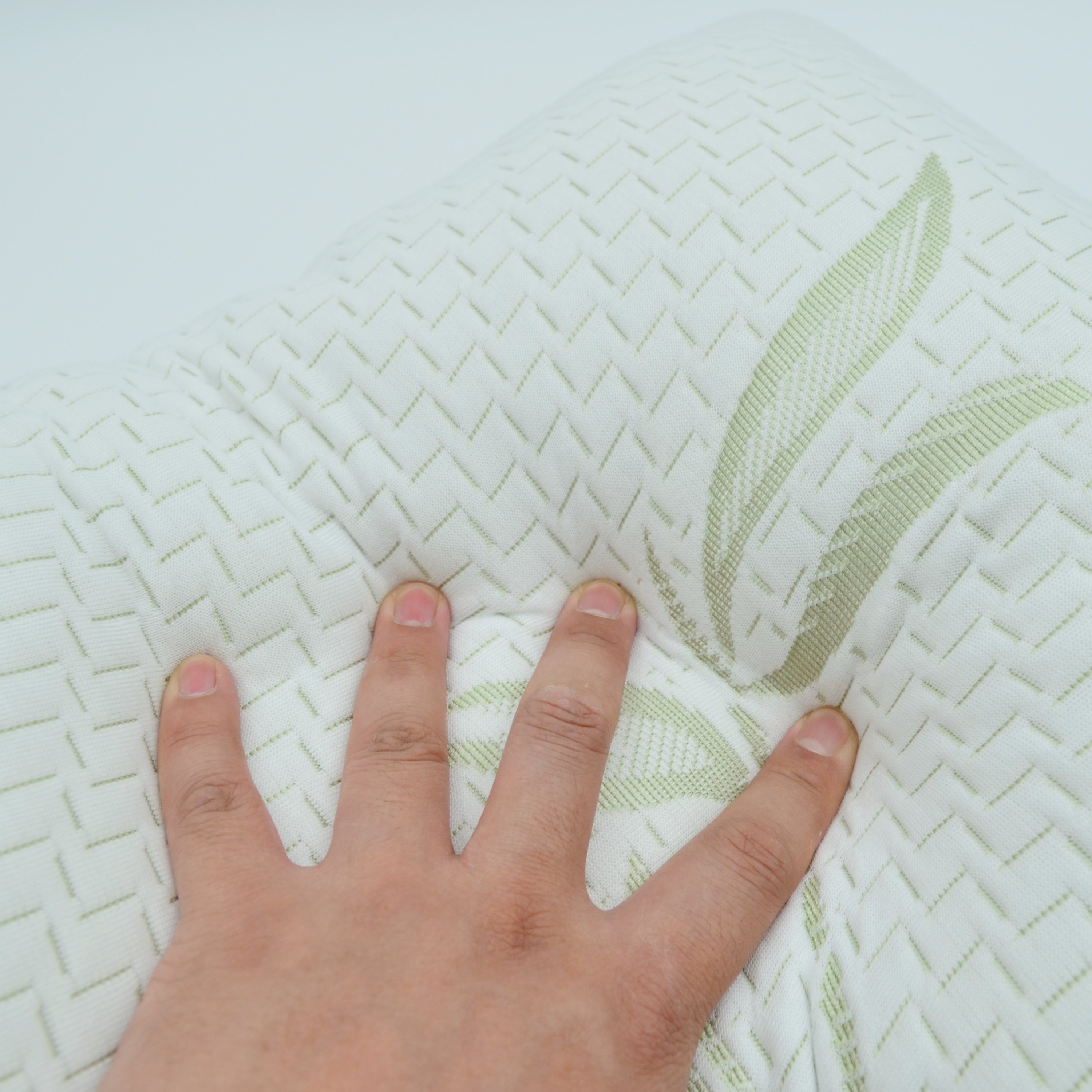 Hot Selling Bamboo Fiber Neck Pillows with Slow Rebound Bread Sponge Shredded Memory Foam Bed Pillows for Sleep Cervical Support