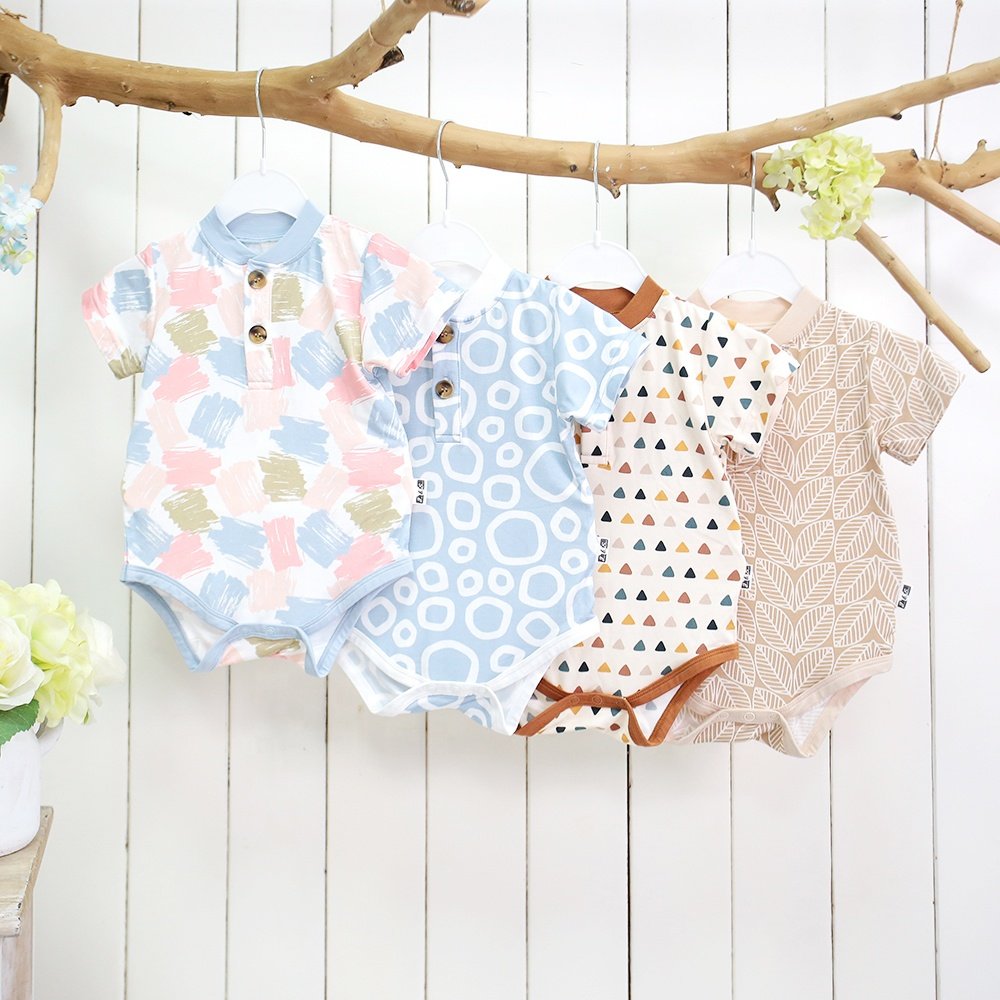 Hot Sale Summer New Design Bamboo Baby Romper Unisex Infant Short Sleeves Button Closure Knitted Cotton Fabric Printed Design