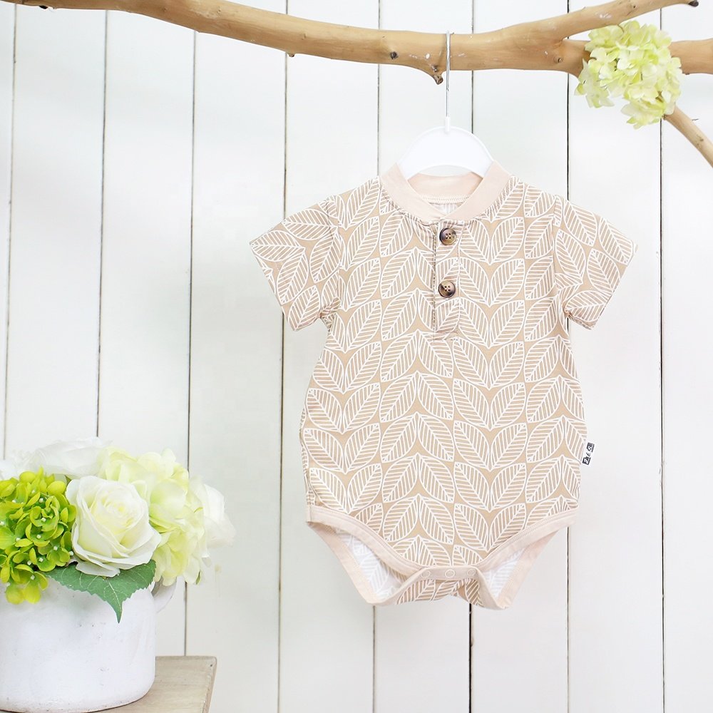 Hot Sale Summer New Design Bamboo Baby Romper Unisex Infant Short Sleeves Button Closure Knitted Cotton Fabric Printed Design