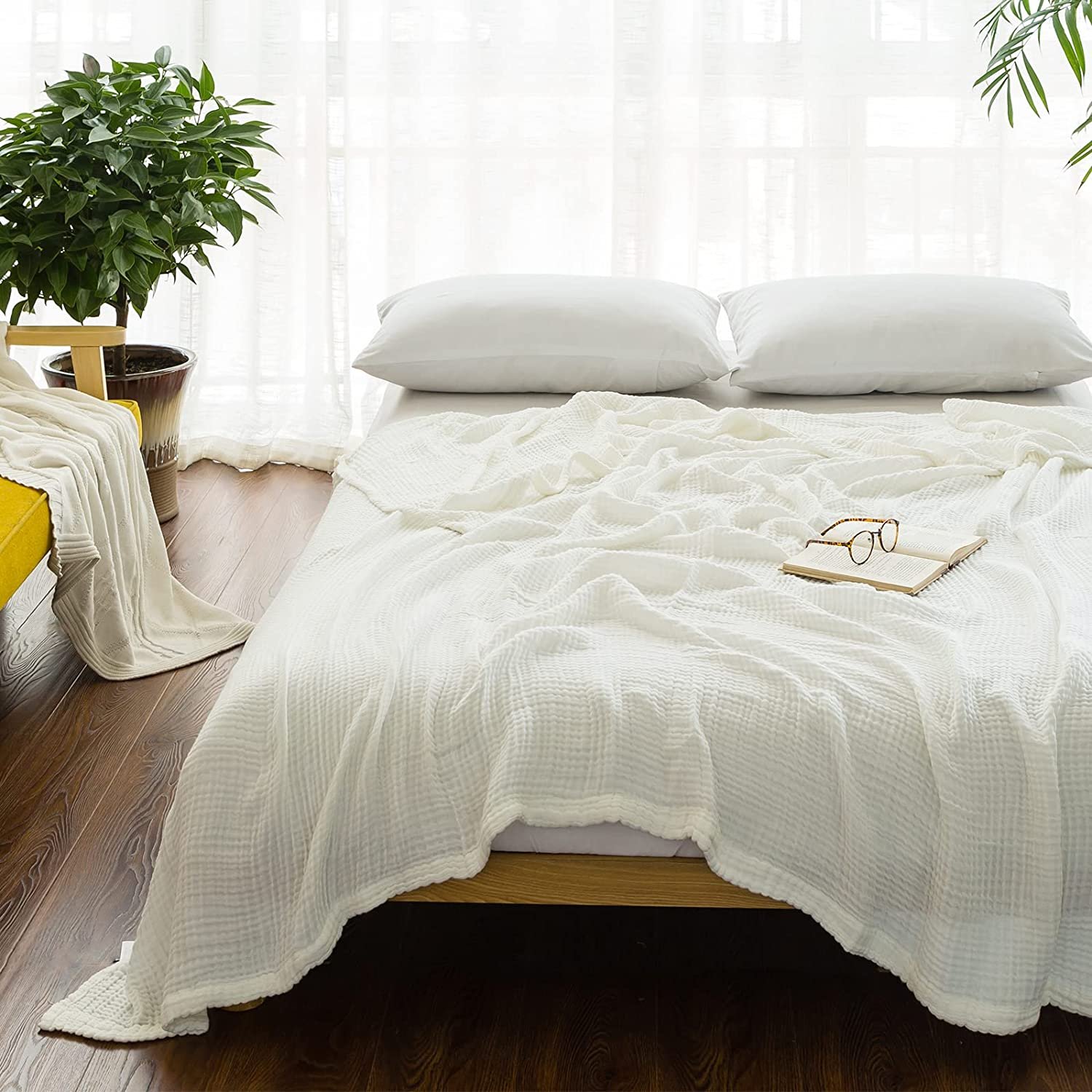 PLHAN Breathable Gauze Soft and Lightweight Muslin Cotton Blankets for Adults Blanket Muslin Throw Blanket for Couch
