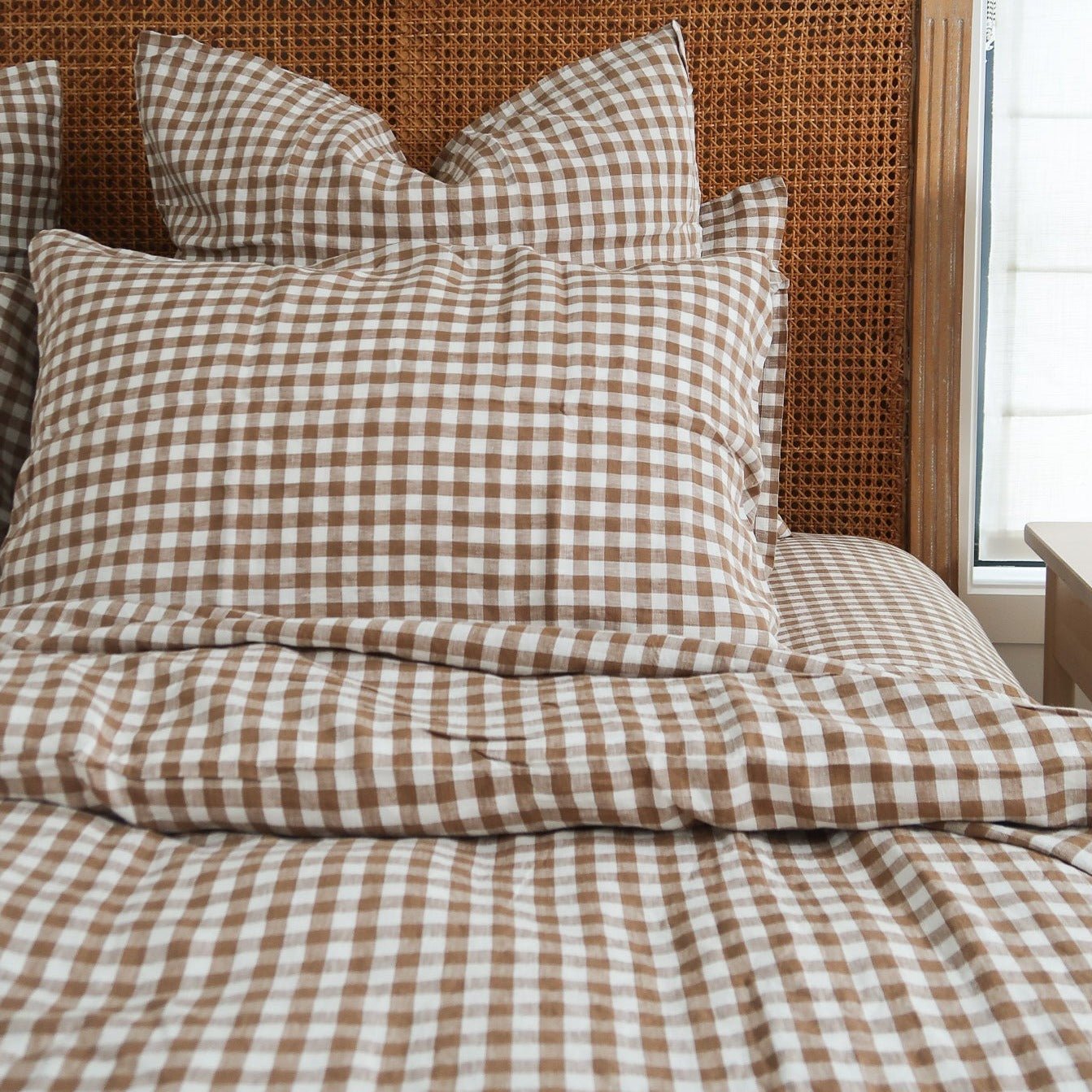 Premium colorful fabric for cover 100% linen striped grid pattern fabric wholesale for bedding