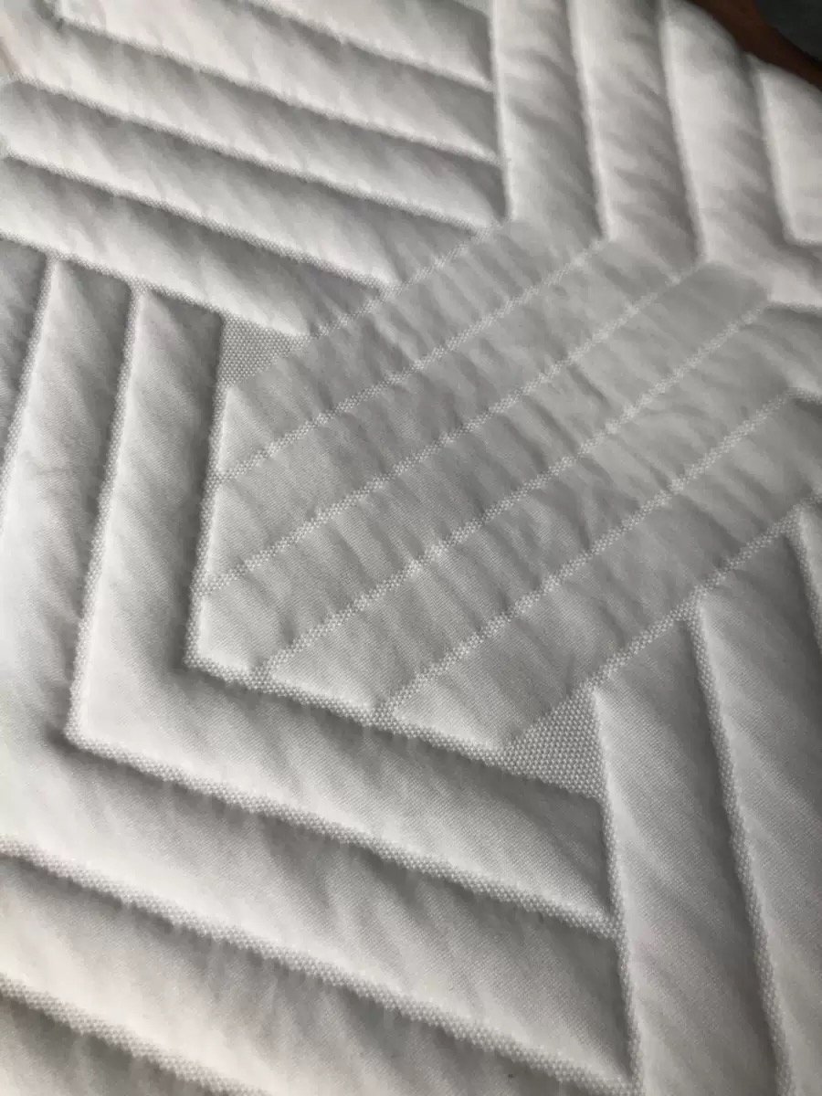 Manufacturer supply knitted air layer sofa fabric soft white jacquard mattress fabric
