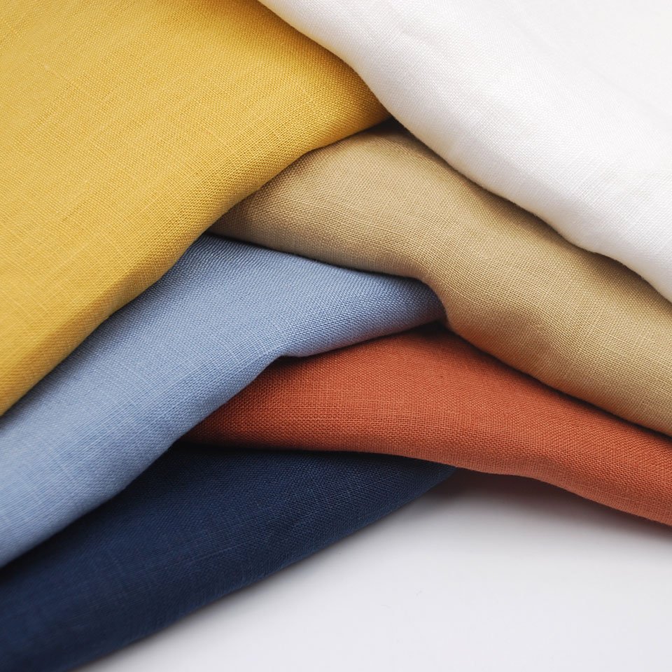 Hot Sales High Quality Soft 145gsm Organic 100% Plain Dyed linen fabric For Man Women Garment