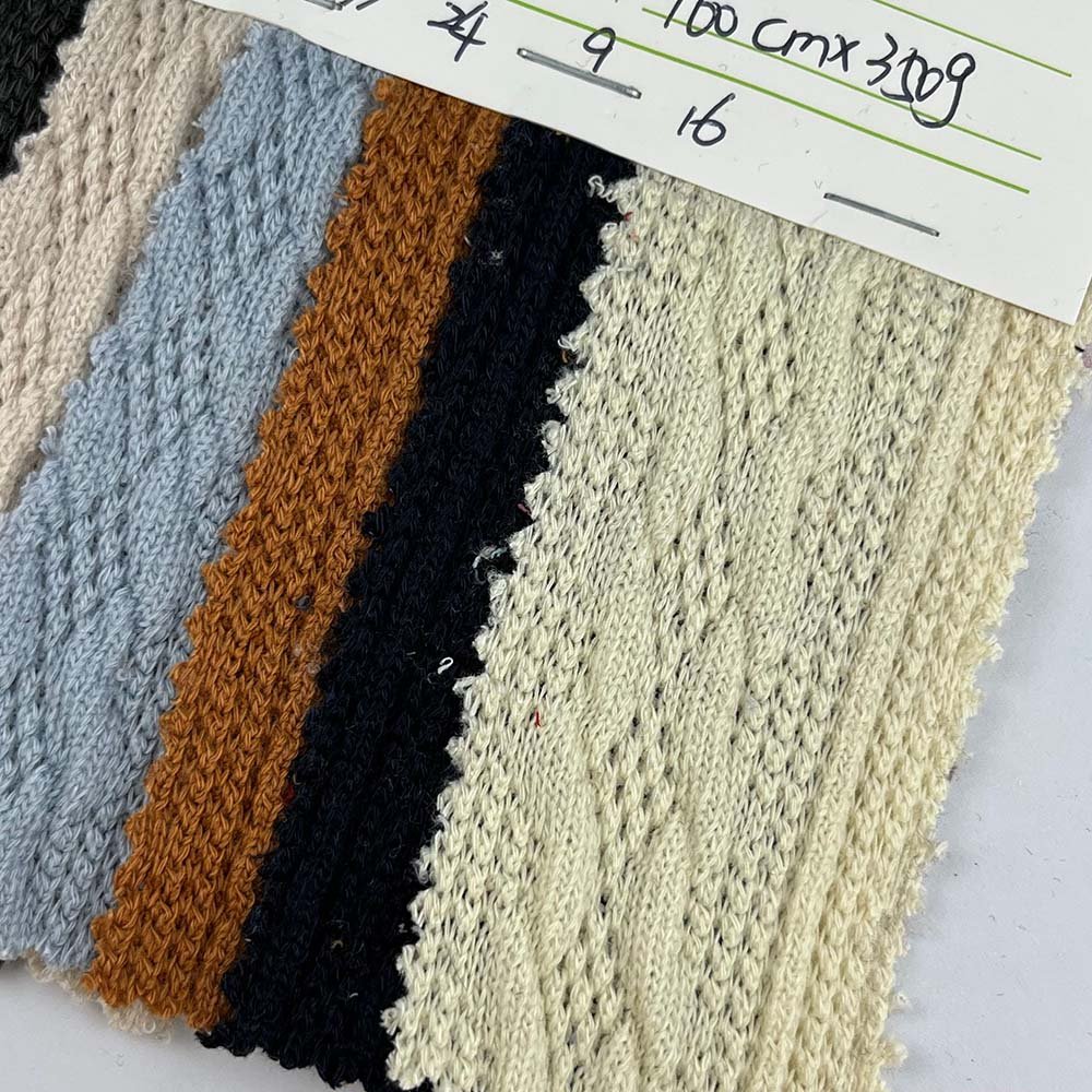 Autumn and winter hot selling twist coarse needle jacquard design 350gsm thick polyester knitted fabric top for women