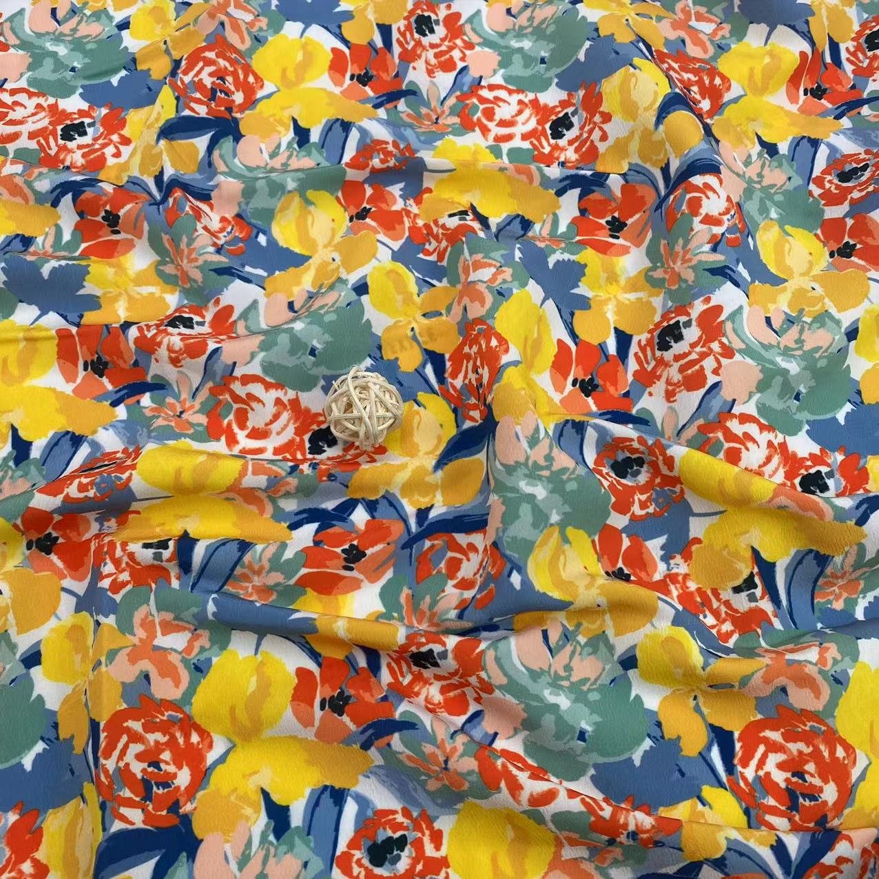 Wholesale stock customize polyester 75D soft breathable chiffon floral digital print fabric for women dress