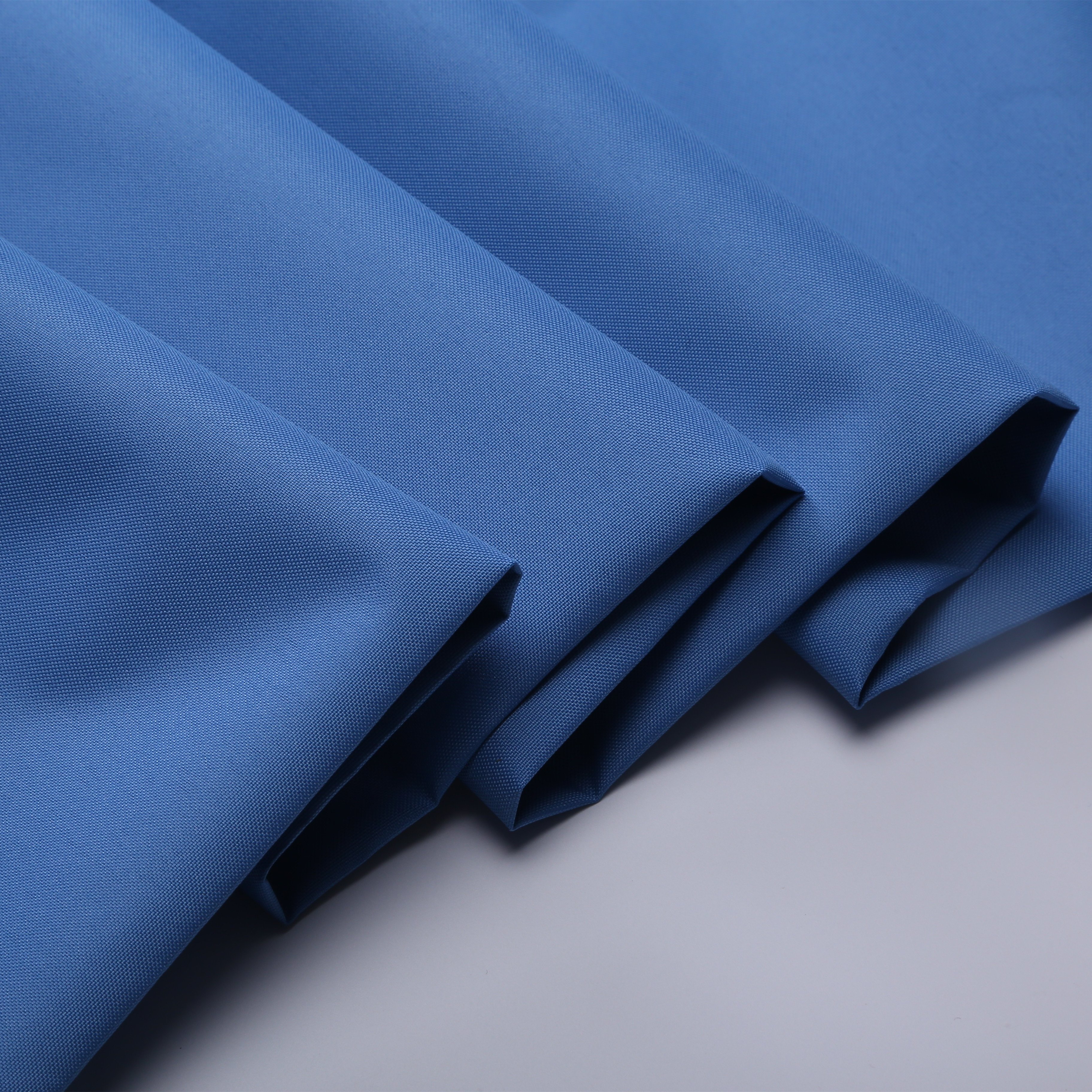 Flame Retardant Fireproof Fabric for Industrial Tent Luggage Waterproof Polyester Woven Windproof 300D Ripstop Oxford Fabric