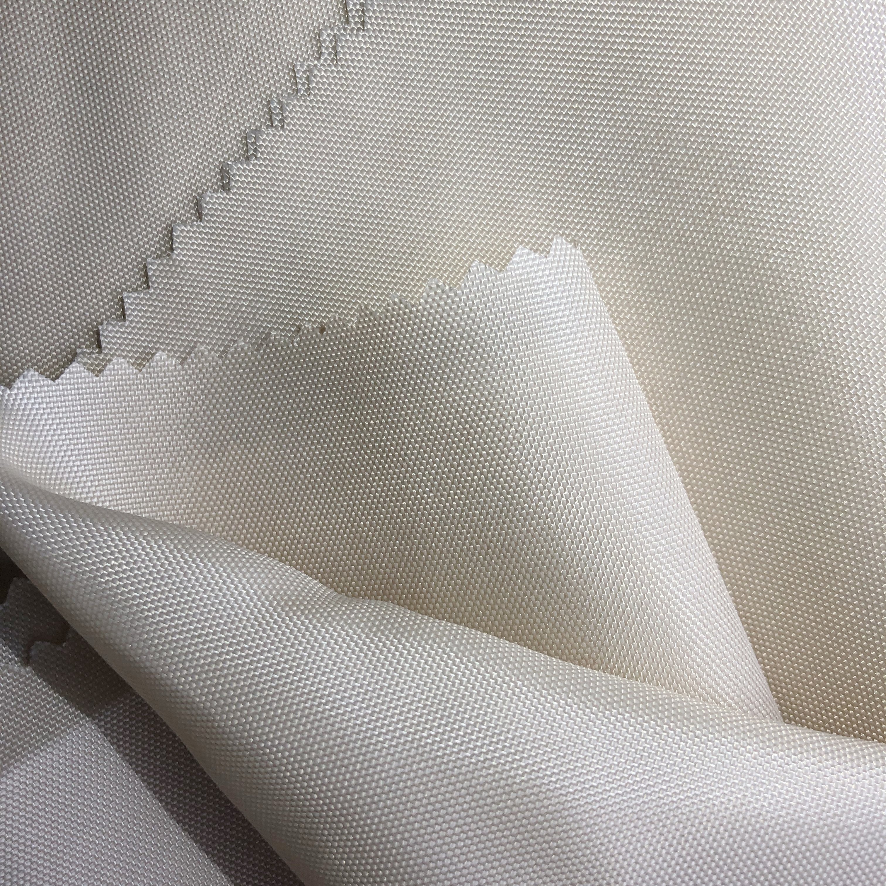 Flame Retardant Fireproof Fabric for Industrial Tent Luggage Waterproof Polyester Woven Windproof 300D Ripstop Oxford Fabric