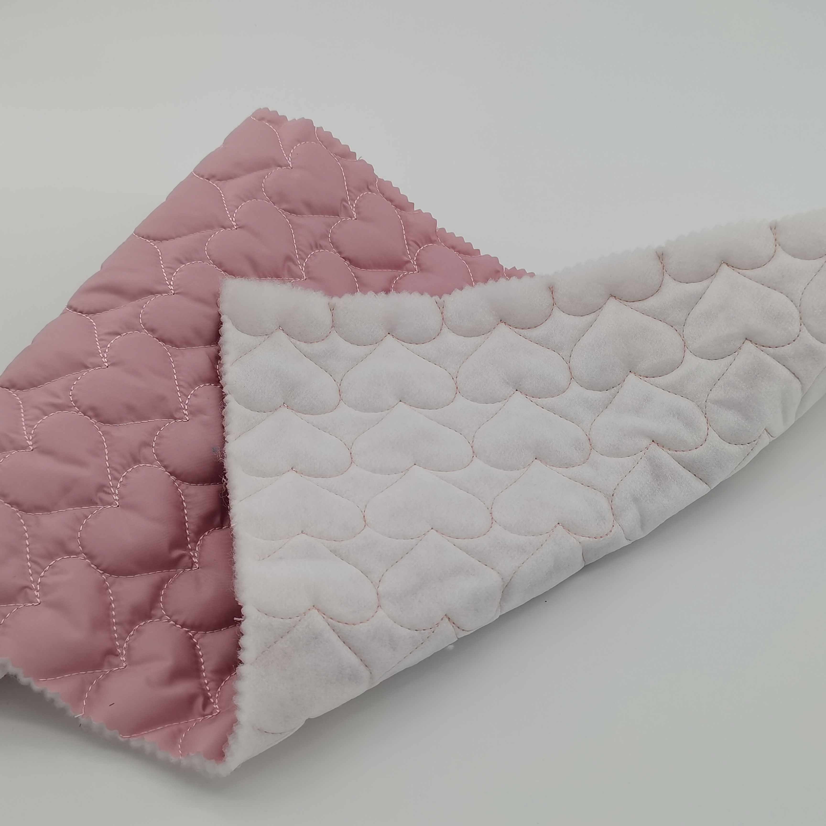 Low MOQ 300 meters 100% polyester pongee 140g padding quilted heart fabric for coat