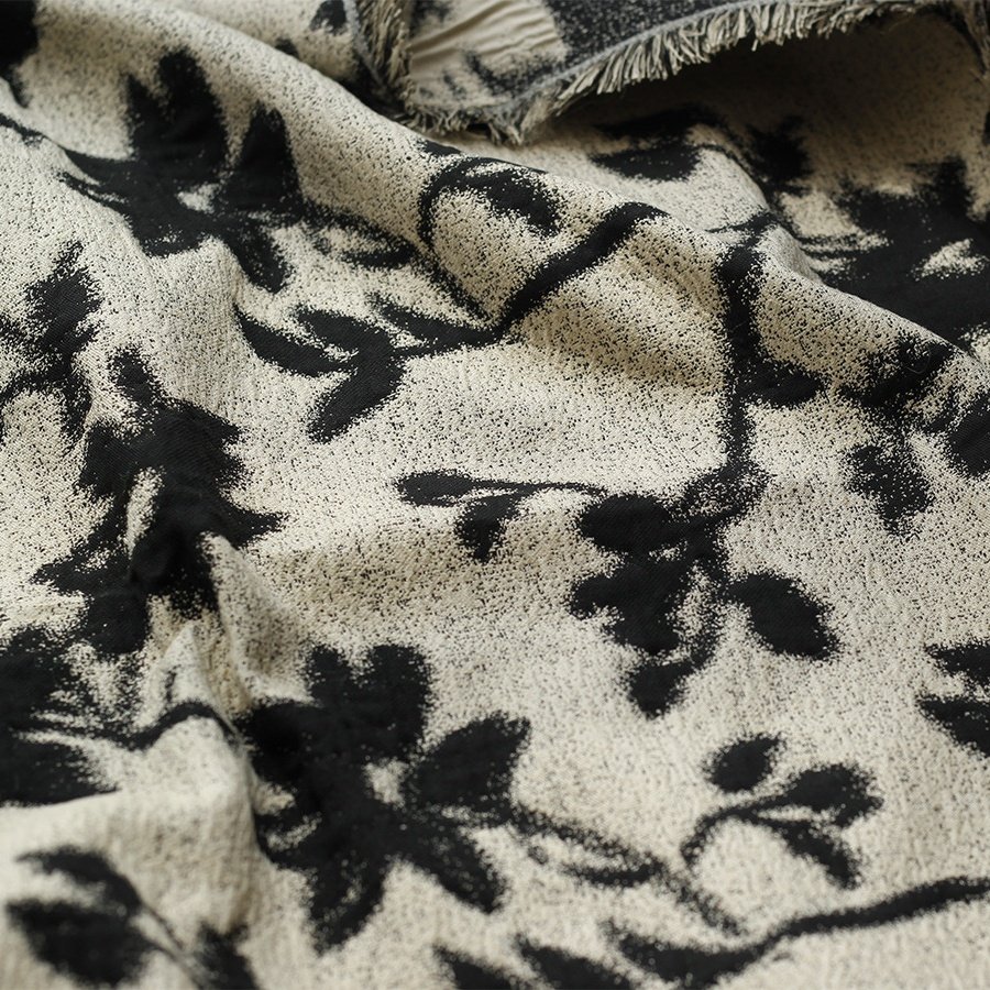 New ink and sand style jacquard fabric crisp and slightly wrinkled women's autumn and winter fashion fabric