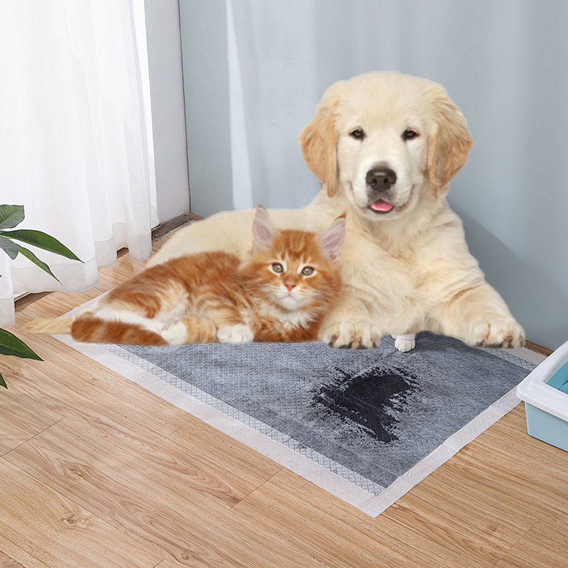 Wholesale Quick Dry Training Pads Super Absorbent Odorless Bamboo Charcoal Fiber Puppy Pet Pee Pads Leak-Resistant Wood Sap