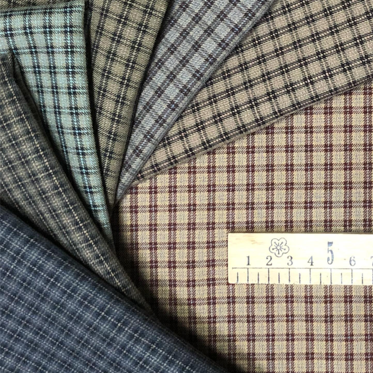 diversified Colors Japanese Yarn-Dyed Fabric Handmade Diy Patchwork Fabric TR Checked Fabric For Shirts Lightweight Suits