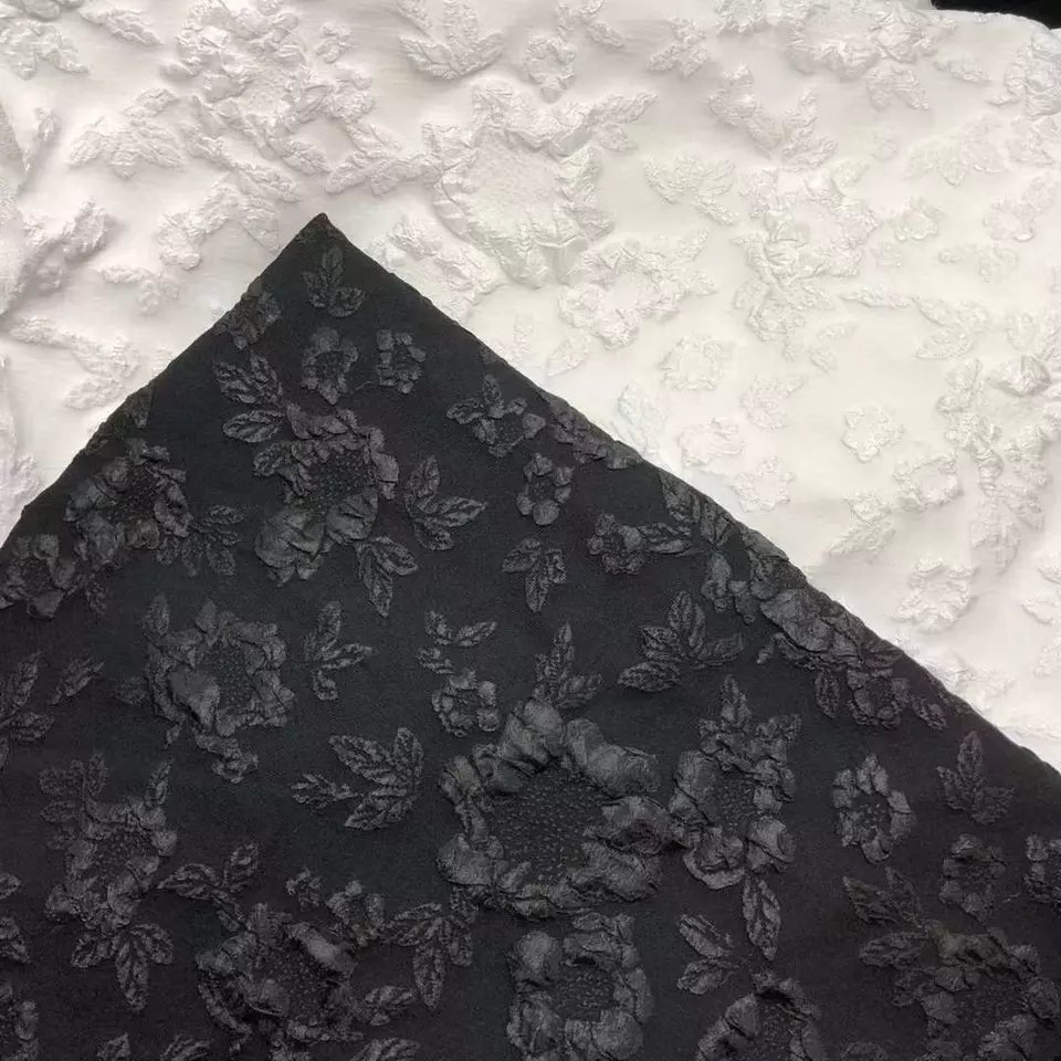 2022 Hot Sale Polyester Embossing Jacquard Fabric With Multi Embossed Colors For Making Garment Dresses
