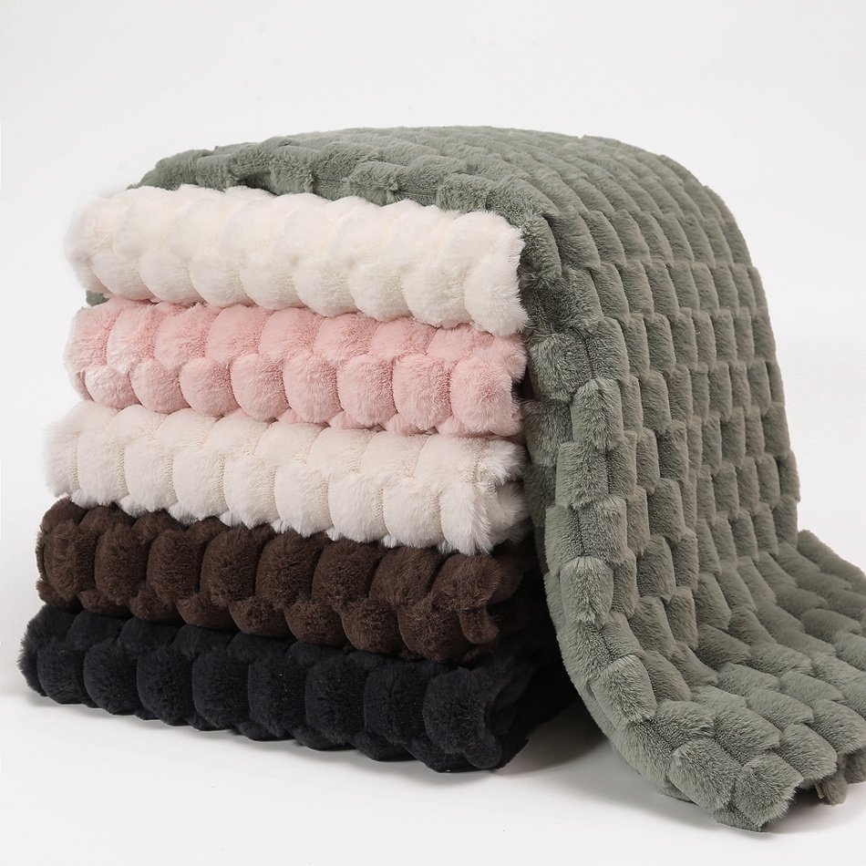 165cm 700g/m Embossed Plush Rabbit Fur Embroider Fabric Soft 100% Polyester Sofa Velvet Fabric