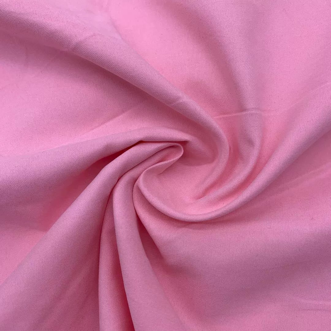 Factory stock 120gsm 100% polyester twill microfiber peach skin fabric for beach short shirt