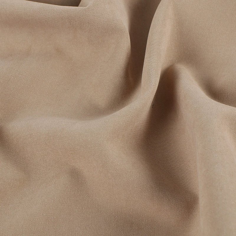 Factory stock 120gsm 100% polyester twill microfiber peach skin fabric for beach short shirt