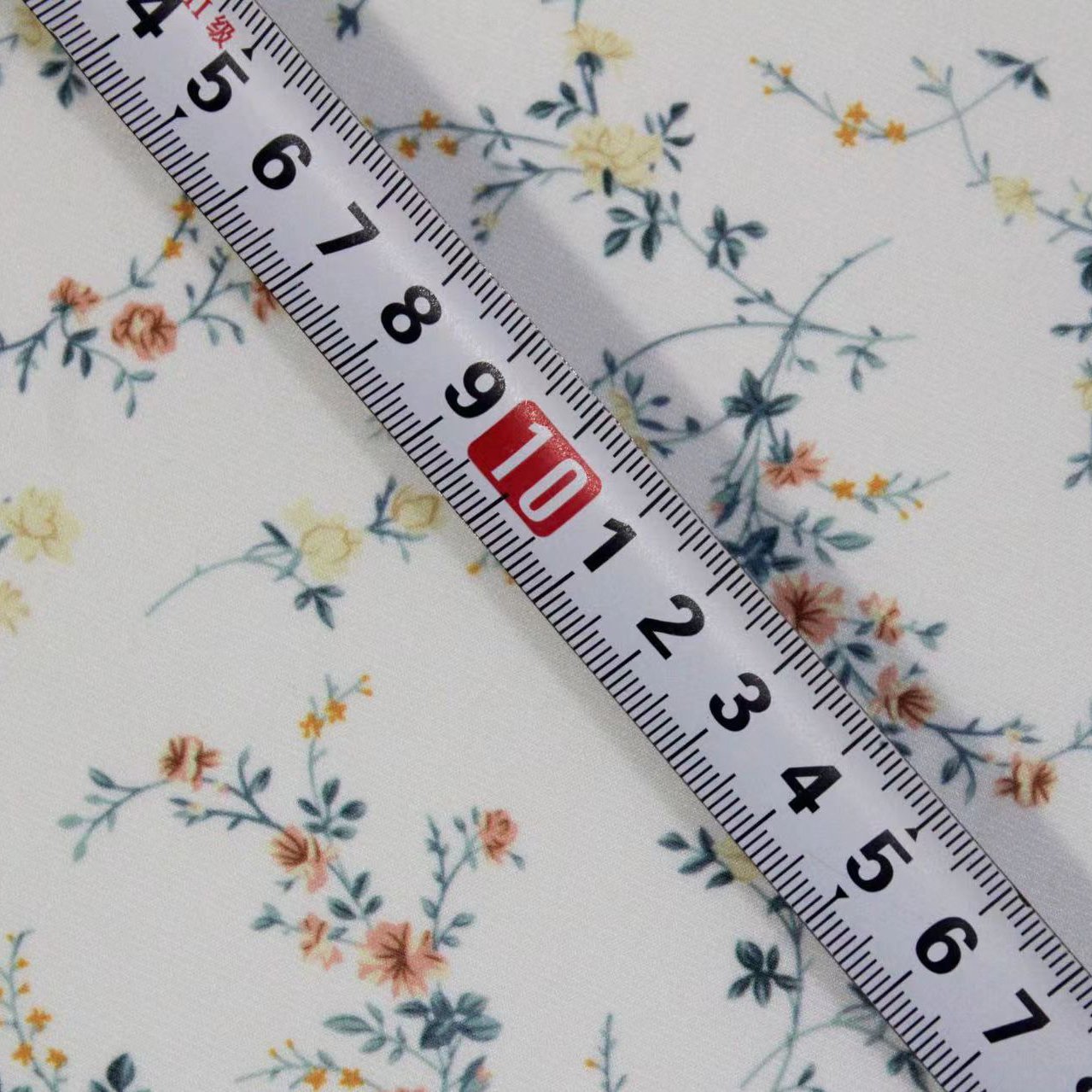 OEM 100% polyester printing chiffon fabric 50D chiffon light weight floral design transparent fabric for women dresses