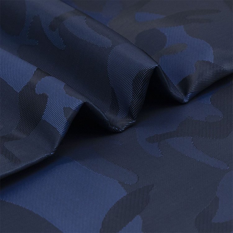 Ready stock wholesale jacquard camouflage dyed fabric luggage jacket down jacket windbreaker fabric