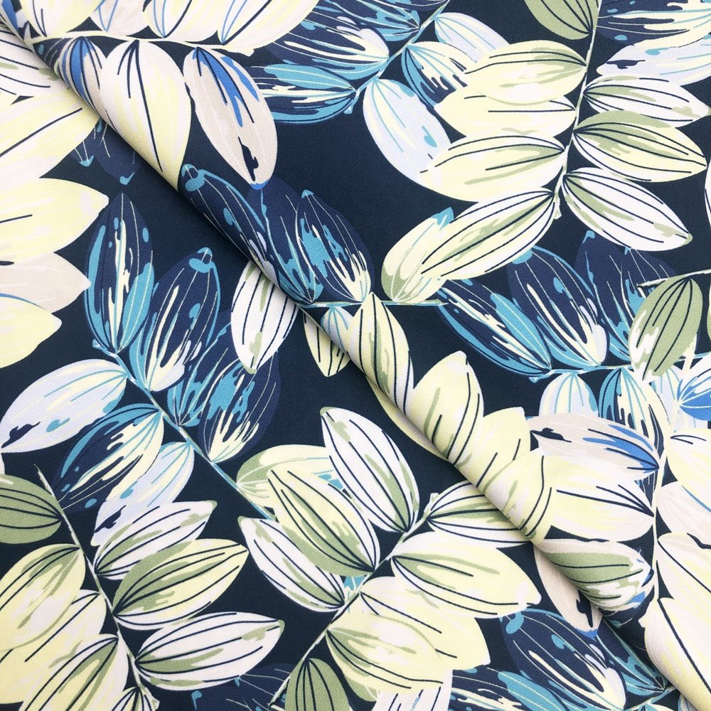 Low Quantity 100% Polyester Customized Flower Pattern Peach Skin Fabric For Beach Shorts