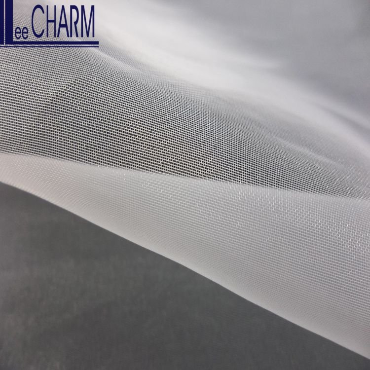 LCSH002 Taiwan Cheap Soft Light Bridal Organza Fabric Able For Embroidery