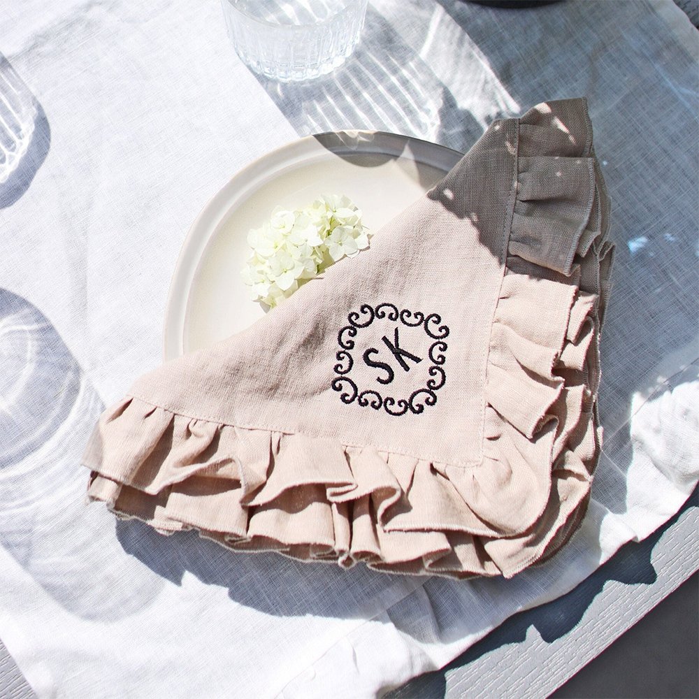 Ruffle edge Linen napkins Embroidered monogram flounced Cotton Linen napkin organic fabric cloth napkin placemats for wedding