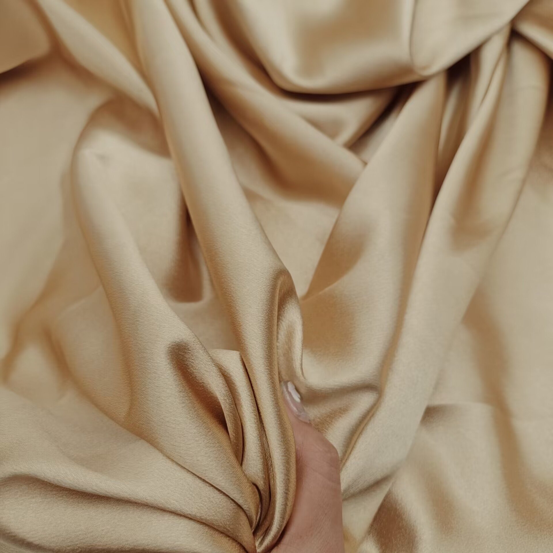 2023 Textured Shiny Heavy Bridal Crepe Satin Fabric Charmeuse Hammered Luxury 100% Polyester Bronze Satin Fabric For Dress