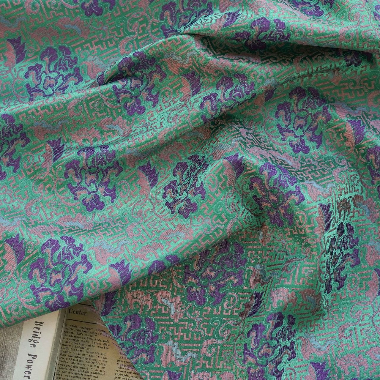 New style brocade fancy coat fashion color contrast vest new Chinese luggage jacquard cloth