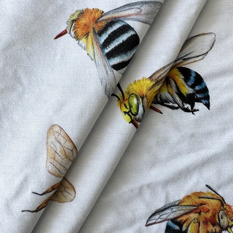 Custom Oem&Odm Digital Printed Sweet Bee Design Bamboo Fiber Fabric Bamboo Cotton Blend Fabric By the Meter for Baby Rompers