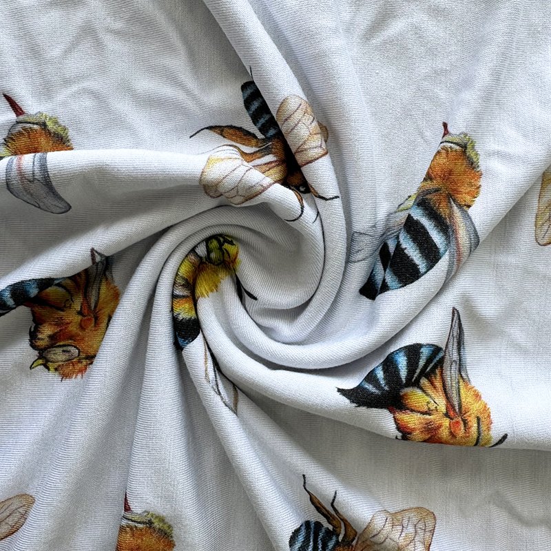 Custom Oem&Odm Digital Printed Sweet Bee Design Bamboo Fiber Fabric Bamboo Cotton Blend Fabric By the Meter for Baby Rompers