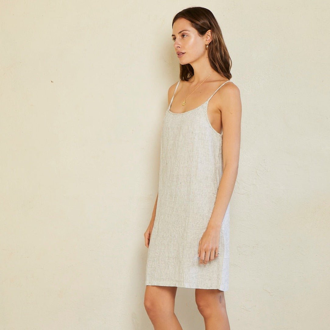 Customized 100% Pure Linen Sheer Soft Comfortable roll of striped fabric Girls Dress Plain Dyed Garment