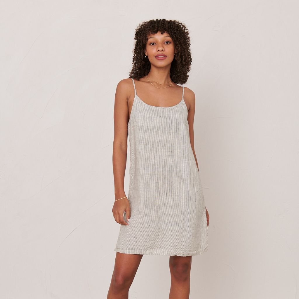 Customized 100% Pure Linen Sheer Soft Comfortable roll of striped fabric Girls Dress Plain Dyed Garment