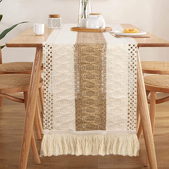 Luxury and elegant custom decoration wedding banquet layout coarse cheesecloth table runner