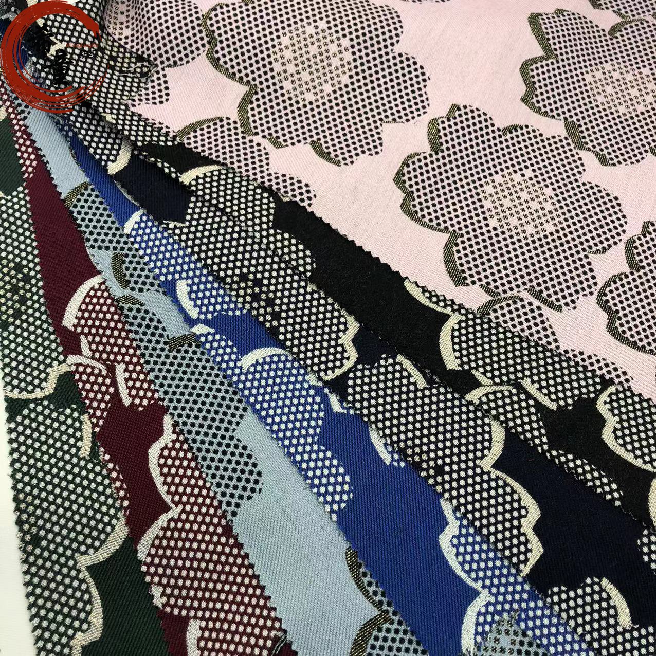 Metallic Jacquard brocade fabric top Quality 100% Polyester fabric for dress garment 3D pattern jacquard