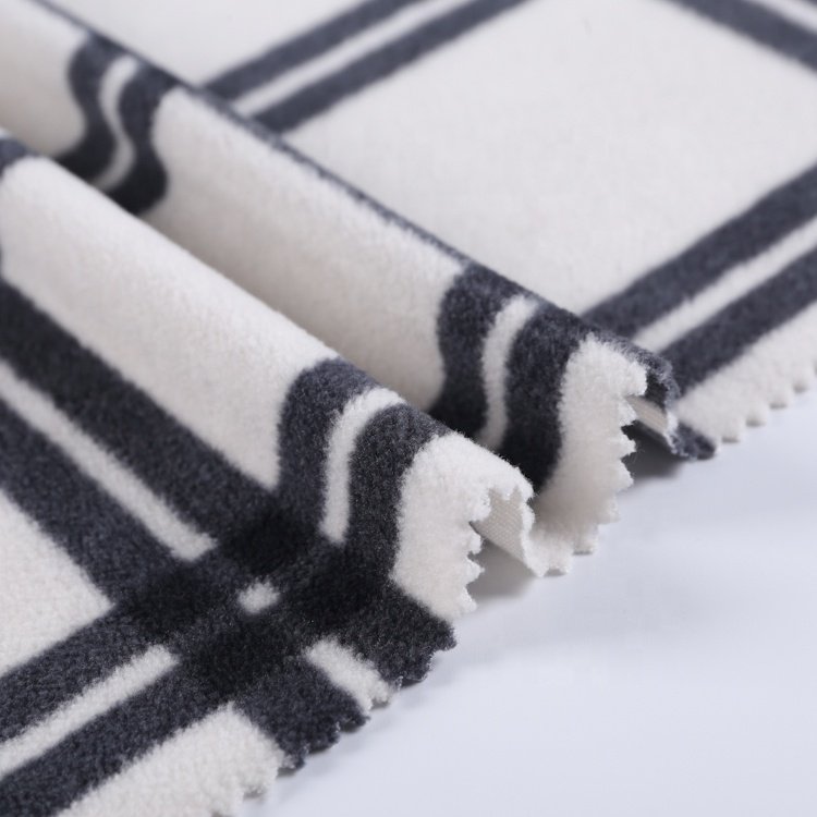 Hot Sale Comfortable Soft Knitted Thermal Warm Micro Polar Fleece Fabric For Winter Coat