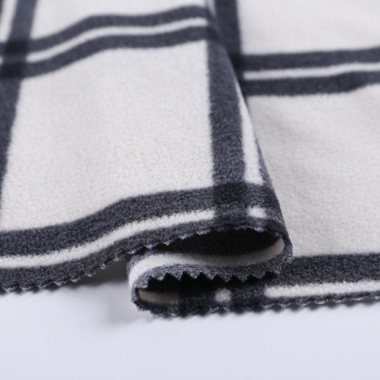 Hot Sale Comfortable Soft Knitted Thermal Warm Micro Polar Fleece Fabric For Winter Coat