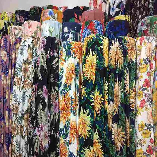 New design beautiful rayon woven digital print fabric for women dress
