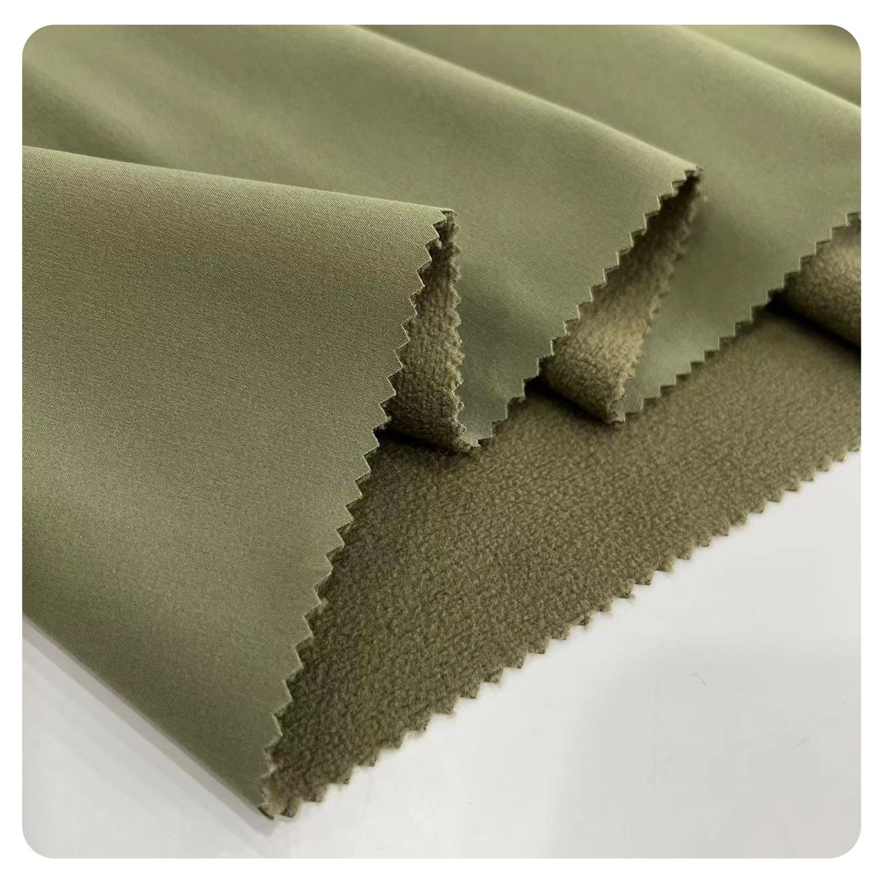 100% polyester Weight 200-400gsm 2 layer poly pongee and Polar fleece Soft Shell Fabric for jacket