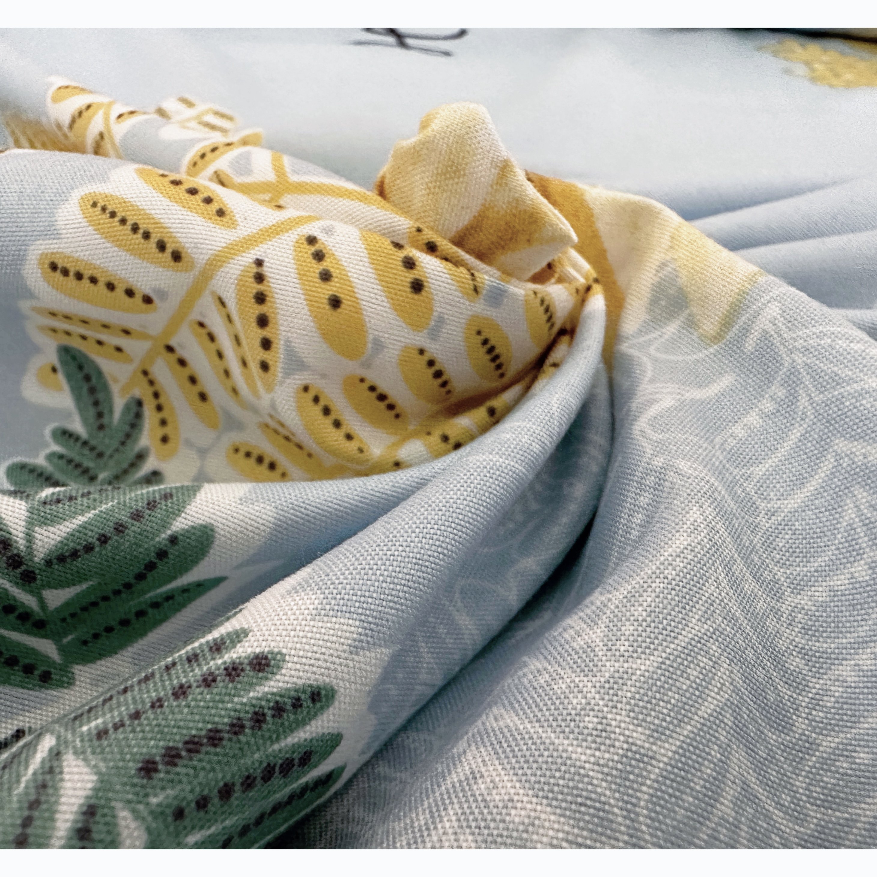 Custom 100 polyester fabric polyester microfiber fabric for home textile Upholstery