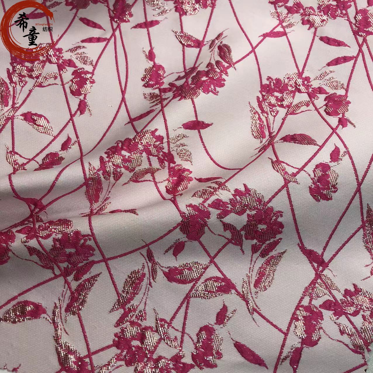 Metallic Jacquard brocade fabric top Quality 100% Polyester fabric for dress garment 3D pattern jacquard