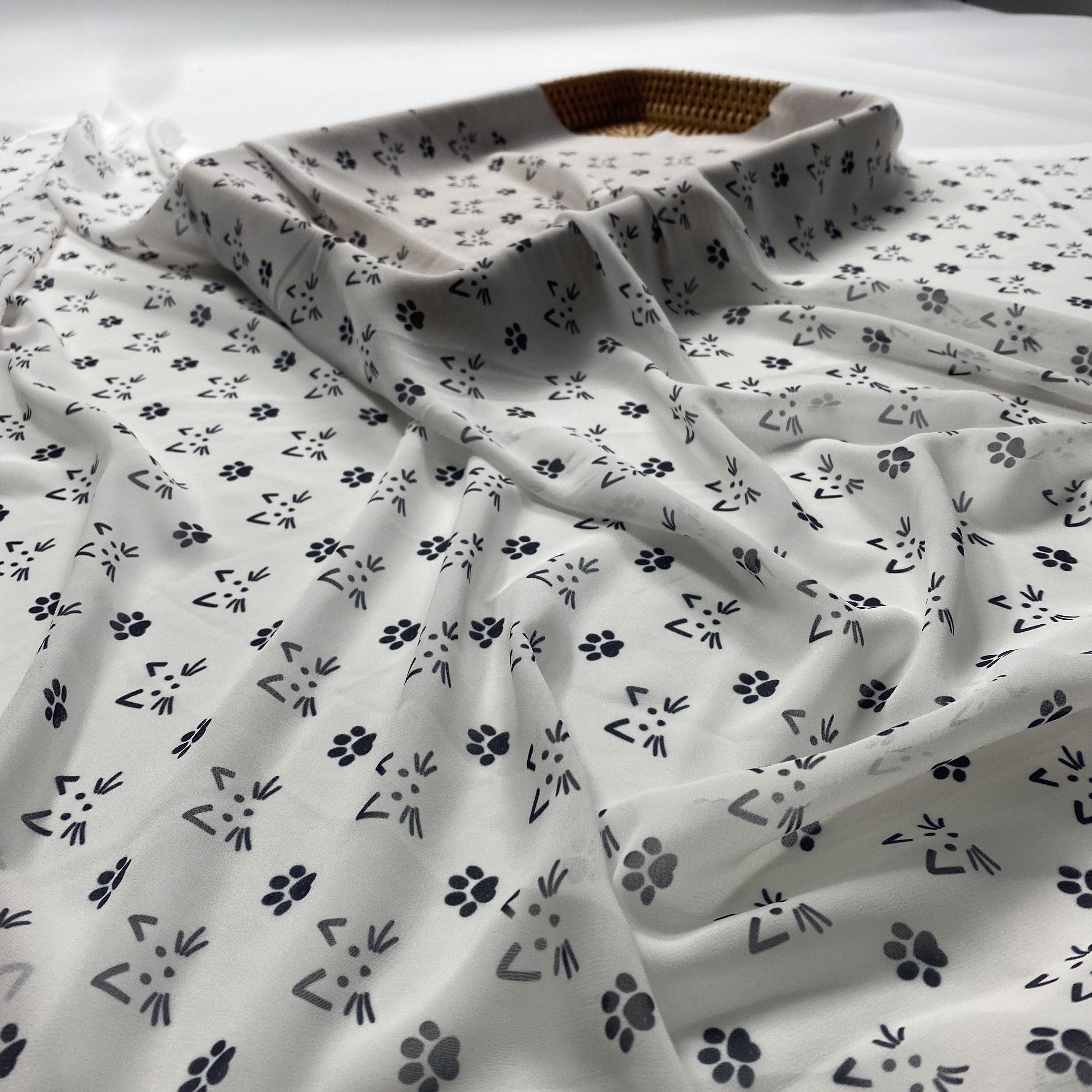 2022 Printing fabric polyester Chiffon pearl fabric digital chiffon gradient printing fabric for children garment