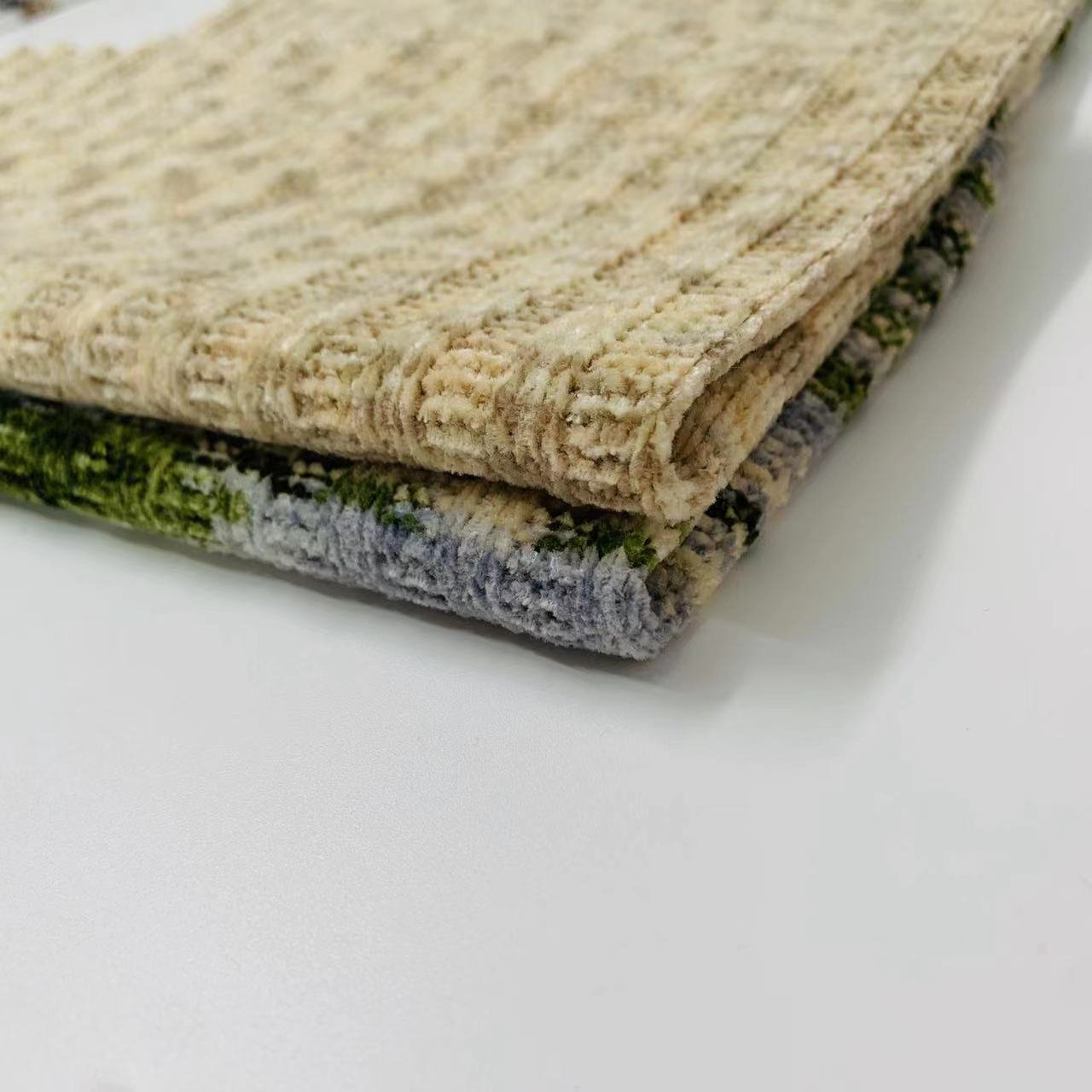 Wholesale Custom Soft 260gsm Plain 100% Polyester Knitted Yarn-dyed Fabrics for T-shirts