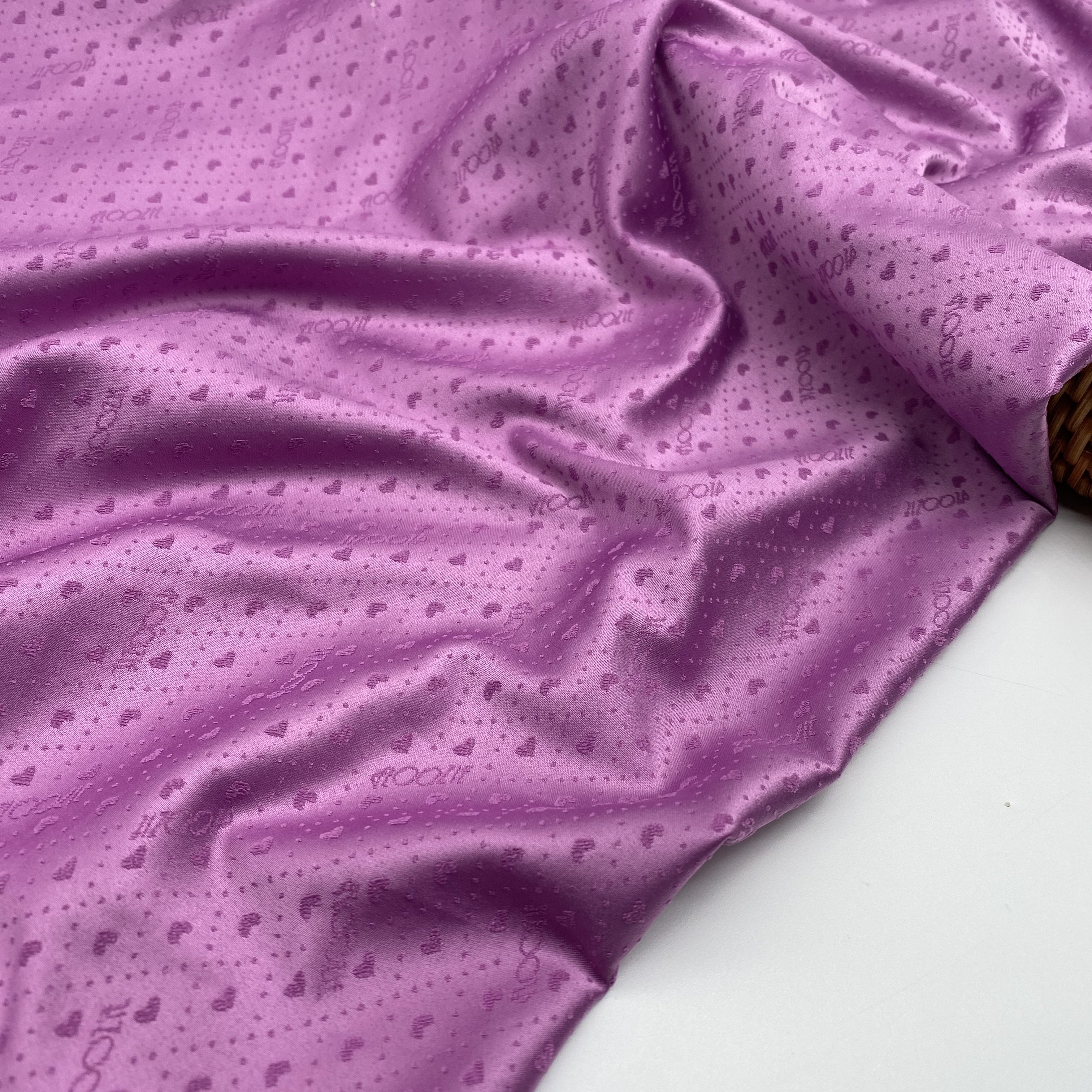 china fabric textile suppliers designer fabric POLYESTER SPANDEX heart-shaped jacquard satin fabric for leisure wear cloth