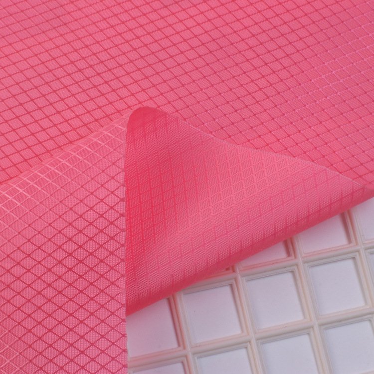 100% polyester lattice 75*100 waterproof pu fabric 210D diamond lattice Oxford fabric for luggage business backpack